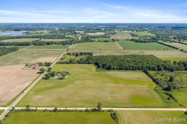 V/L S Warner, Fremont, MI 49412