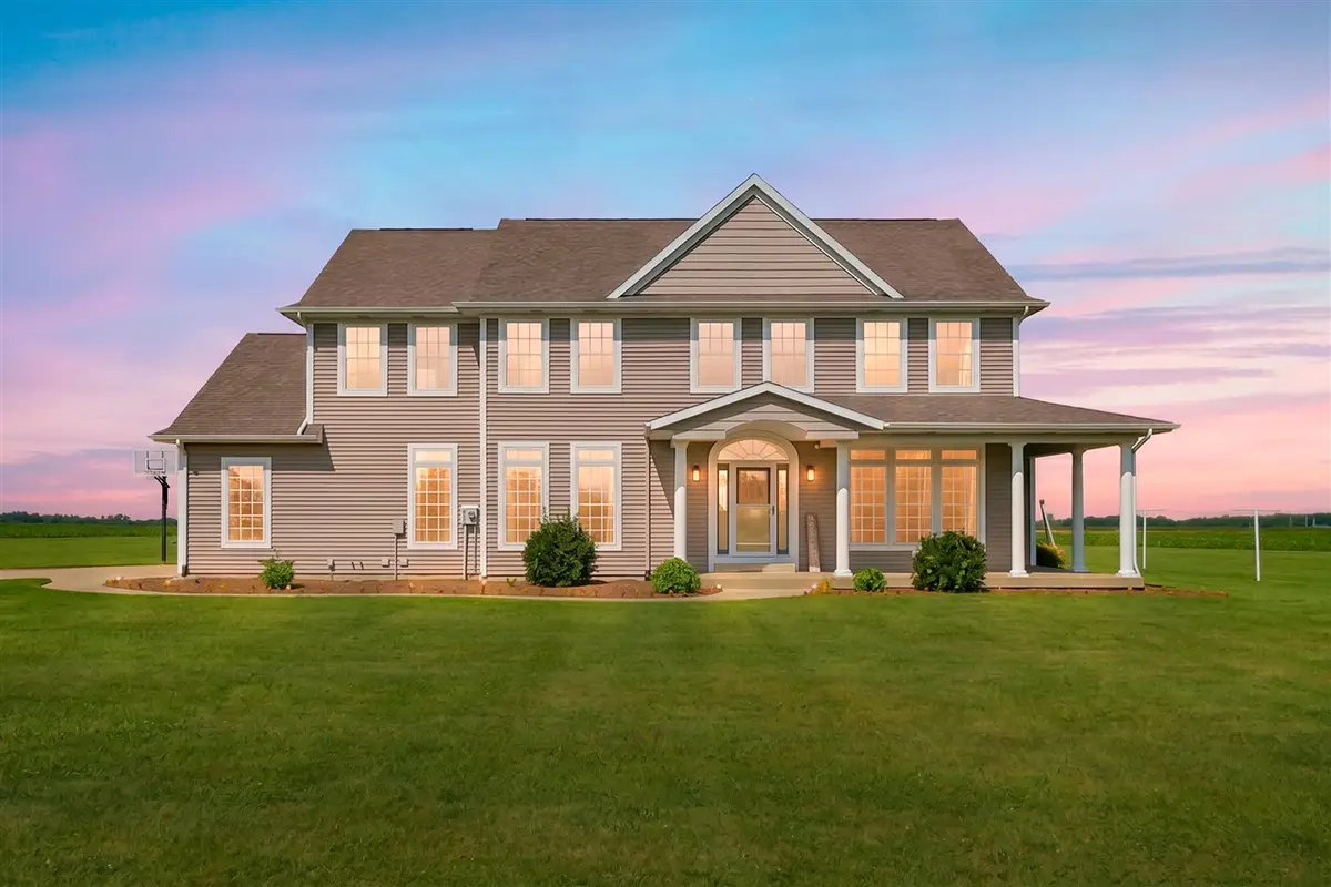 52075 45th, Paw Paw, MI 49079 - #1