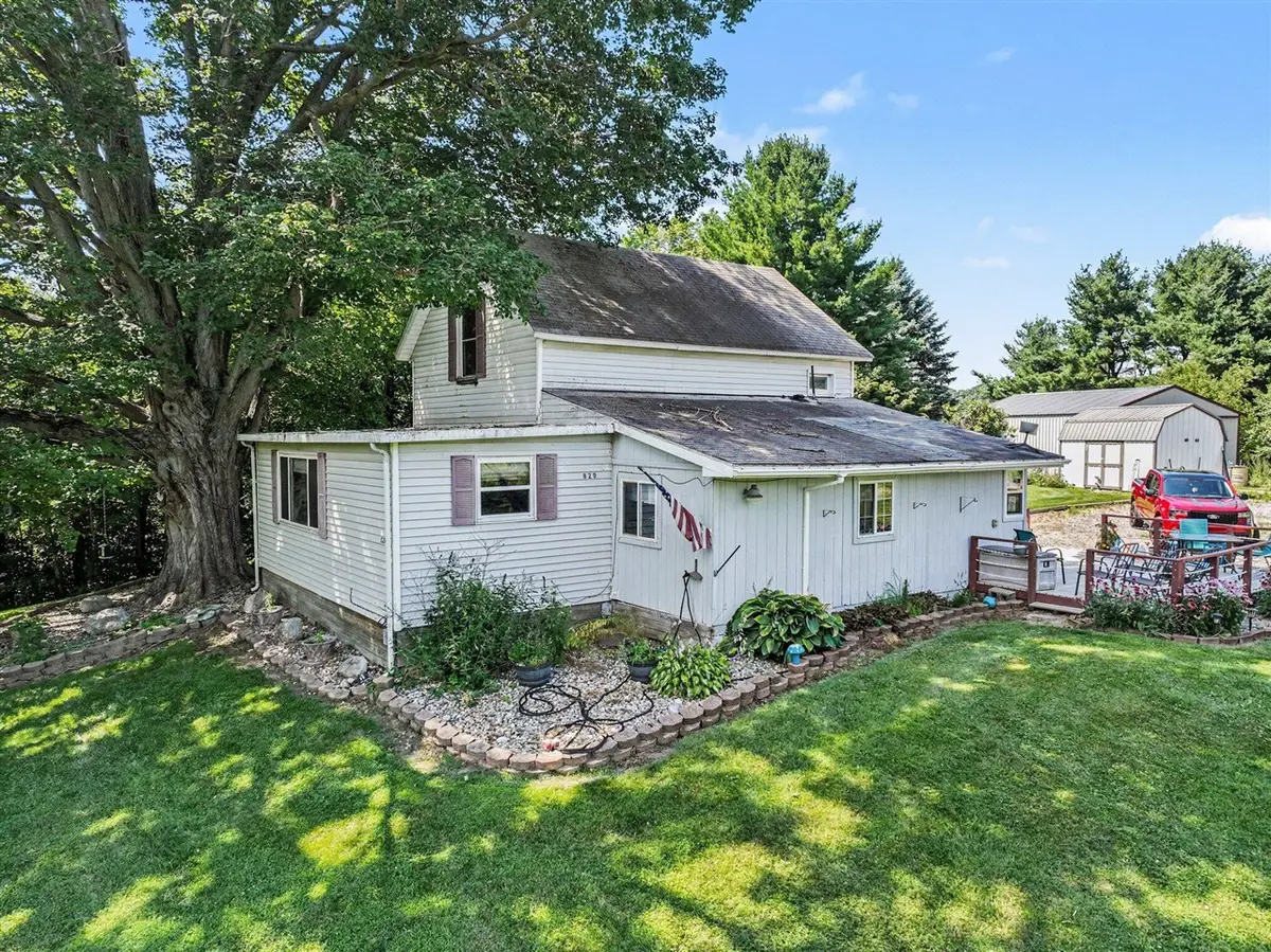 829 E Wagner, Buchanan, MI 49107 - #1