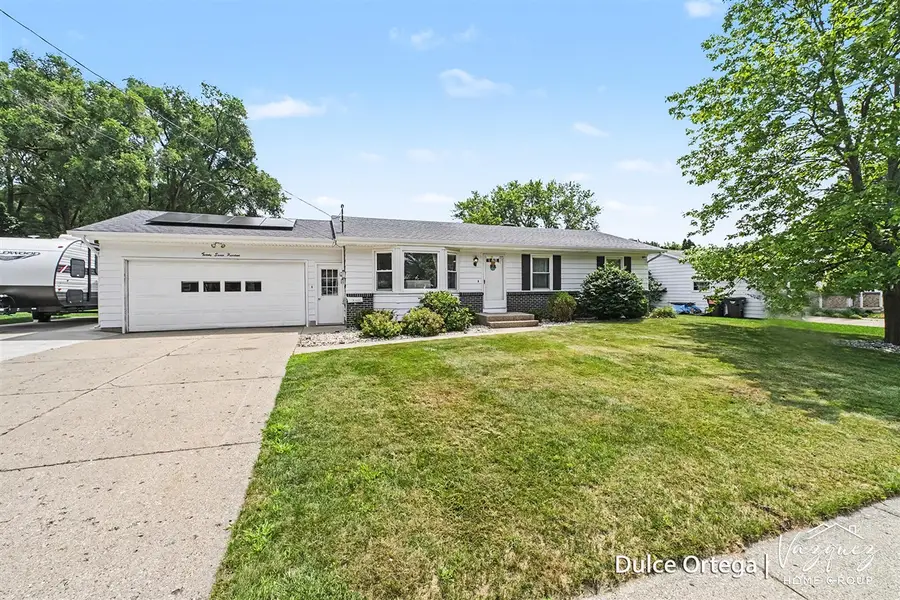 2700 Pohens, Grand Rapids, MI 49544 - #2