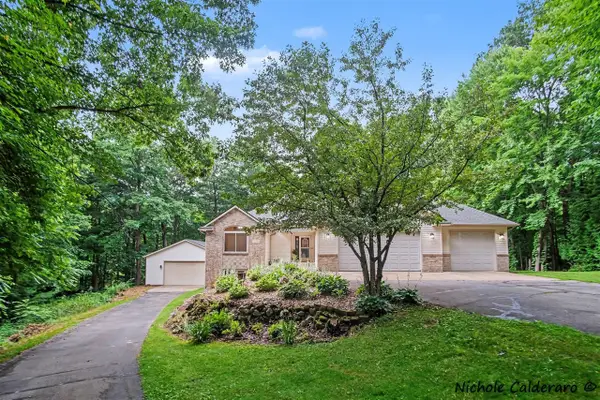 11249 Wild Pond, Rockford, MI 49341