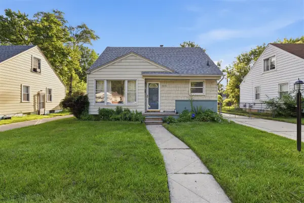 19353 Denby, Redford, MI 48240