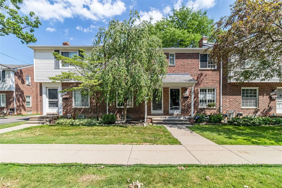 22960 Marter, Saint Clair Shores, MI 48080 - #1