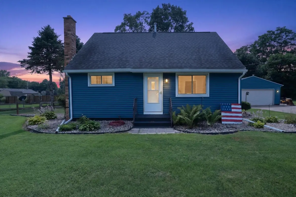 68958 Claire, Edwardsburg, MI 49112 - #1