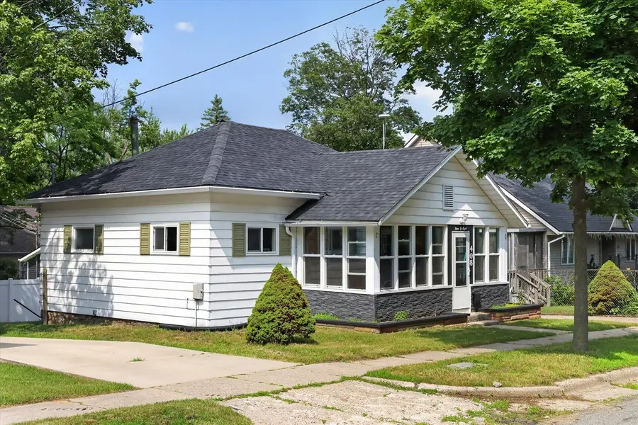 408 W Orange, Greenville, MI 48838 - #2