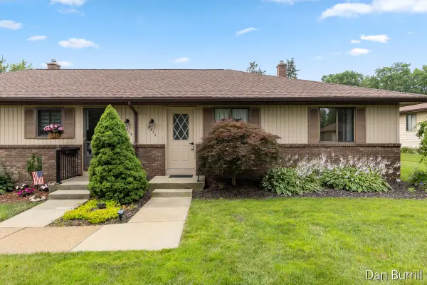 8511 Elkwood, Byron Center, MI 49315
