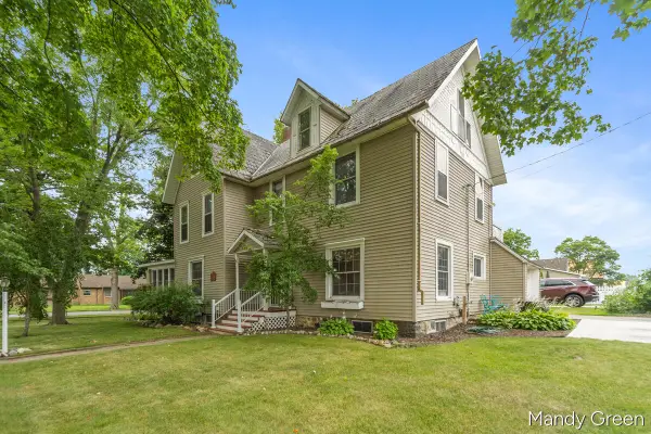 118 S 2nd, Carson City, MI 48811