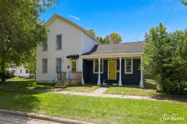 1889 Robinson, Muskegon, MI 49441
