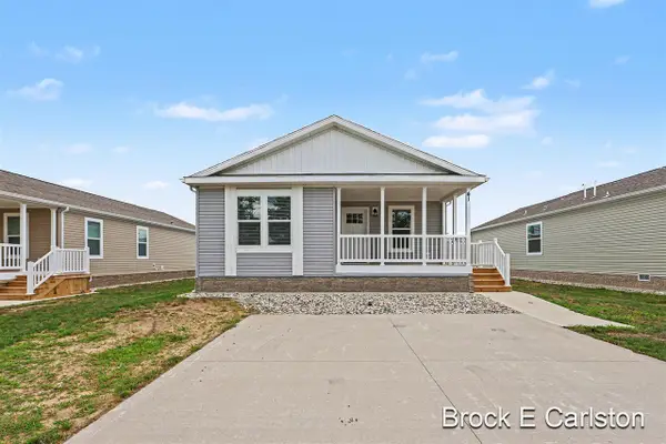 1283 E Ellis #41, Norton Shores, MI 49441