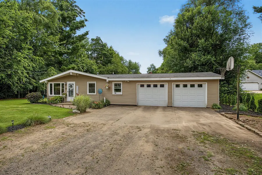 132 Jane, Emmett, MI 49014 - #2