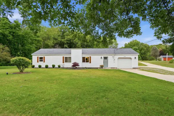 6436 Myers Lake, Rockford, MI 49341
