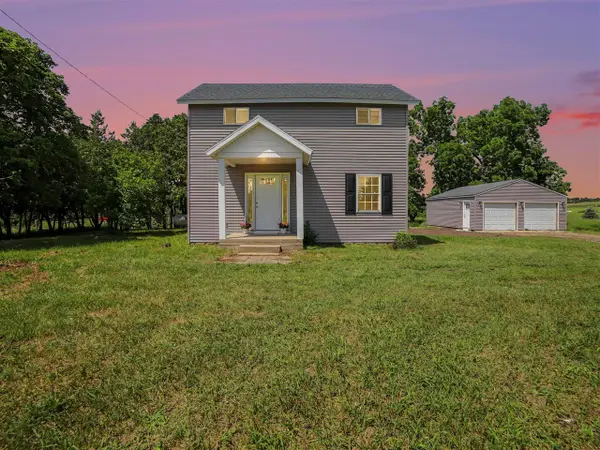 910 W Bradshaw, Scottville, MI 49454