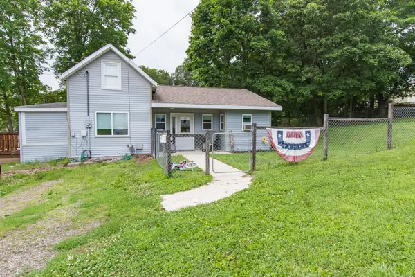 529 Clinton, Marshall, MI 49068