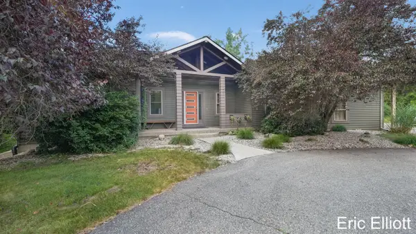 2219 NE Sawmill, Rockford, MI 49341