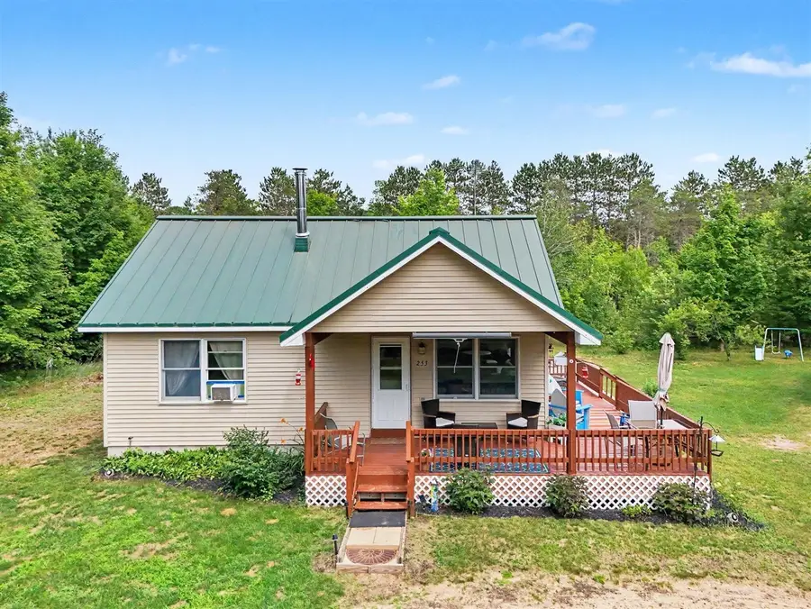253 S Pine Tree, Beulah, MI 49617 - #2