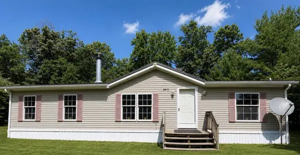 2455 W Pinewood, Bitely, MI 49309