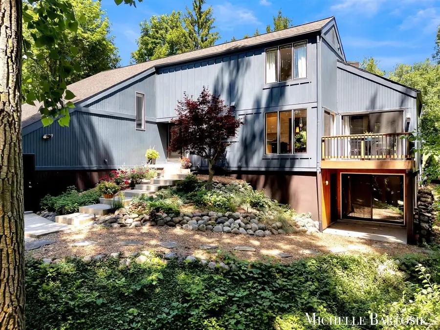 3301 Midland, Grand Rapids, MI 49546 - #2