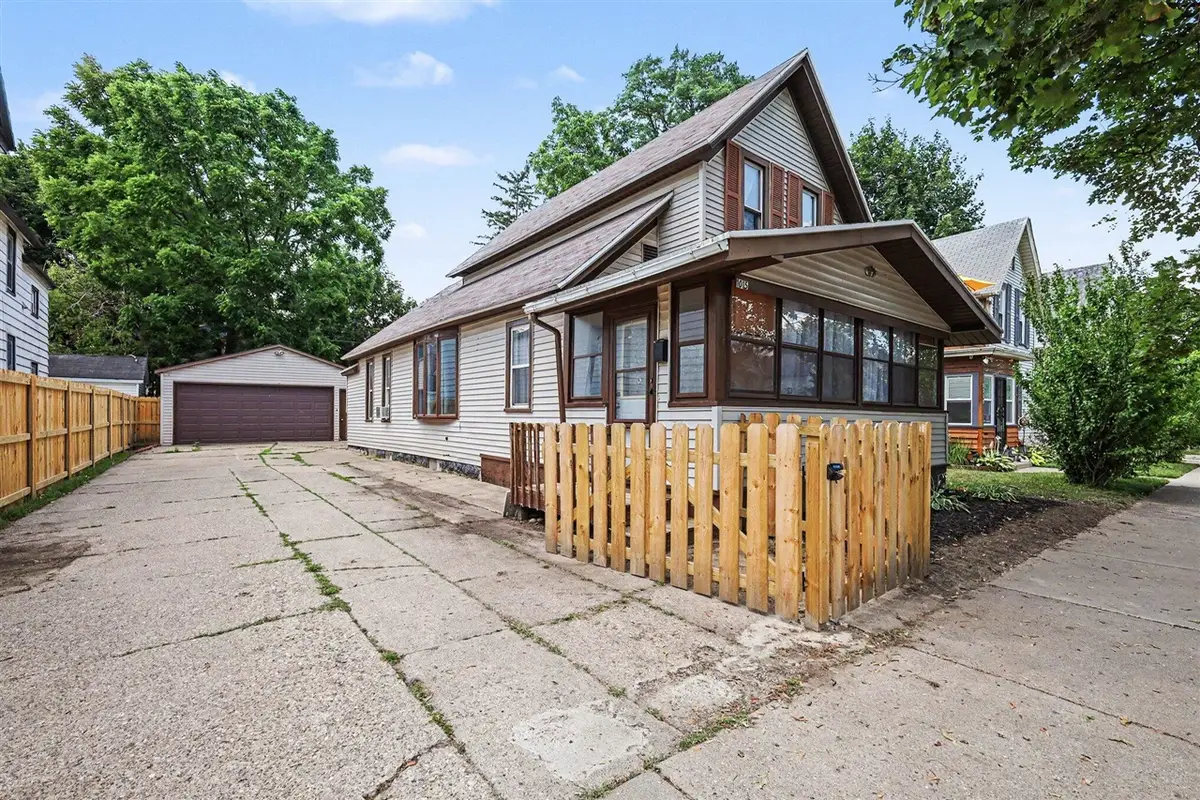 1015 Jennette, Grand Rapids, MI 49504 - #1