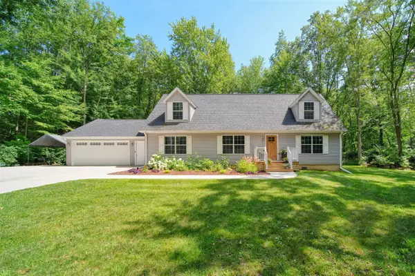 4909 Slayton, Jackson, MI 49201
