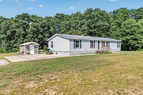 11703 Nichols, Holton, MI 49425