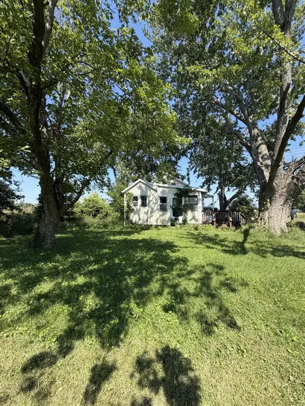 18268 Three Oaks, Three Oaks, MI 49128