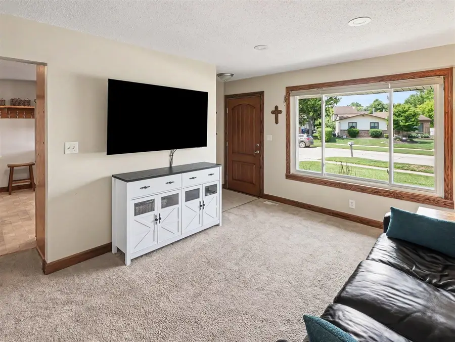 43739 Verdun, Canton, MI 48188 - #3