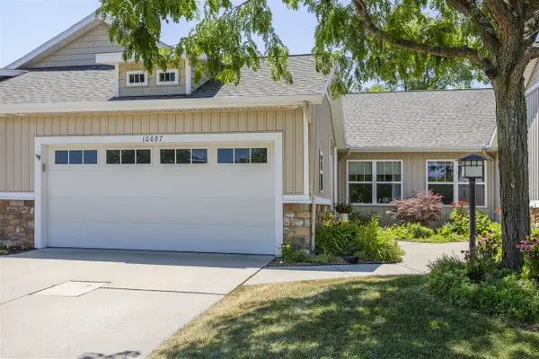 10087 S Crossroad #12, Caledonia, MI 49316
