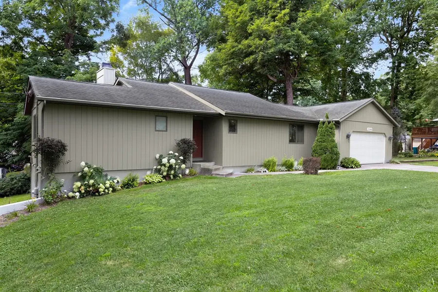 22403 Maple Row, Cassopolis, MI 49031 - #3