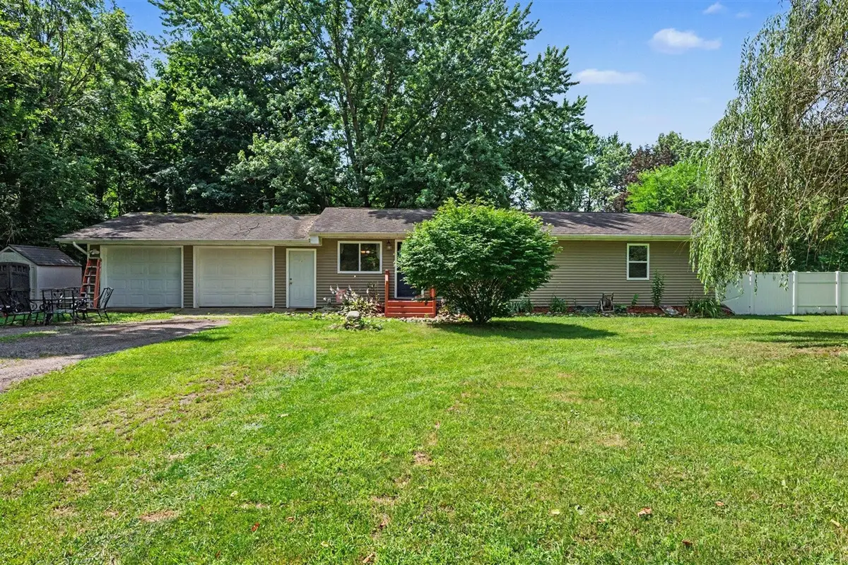 67238 Oxbow, Constantine, MI 49042 - #1