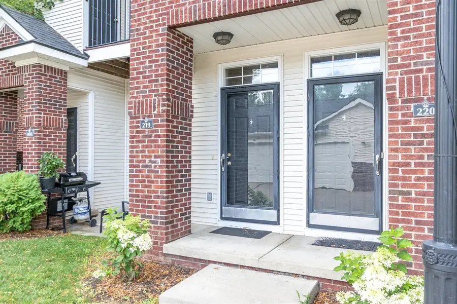 229 Scio Village, Ann Arbor, MI 48103 - #3