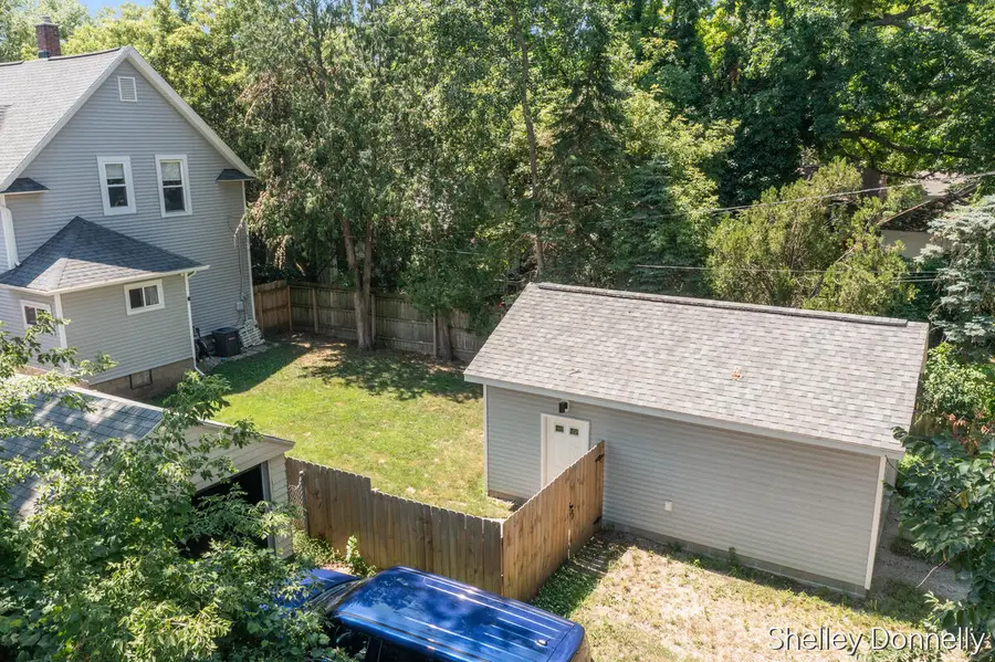 847 Innes, Grand Rapids, MI 49503 - #2