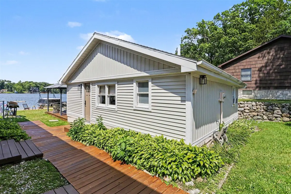 67560 95th, Dowagiac, MI 49047 - #1