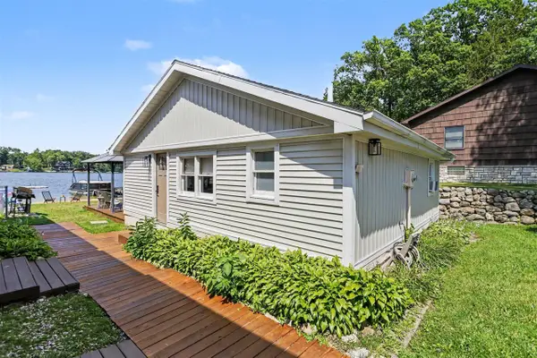 67560 95th, Dowagiac, MI 49047