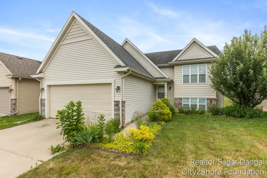 3780 Timberlake, Kentwood, MI 49512 - #3
