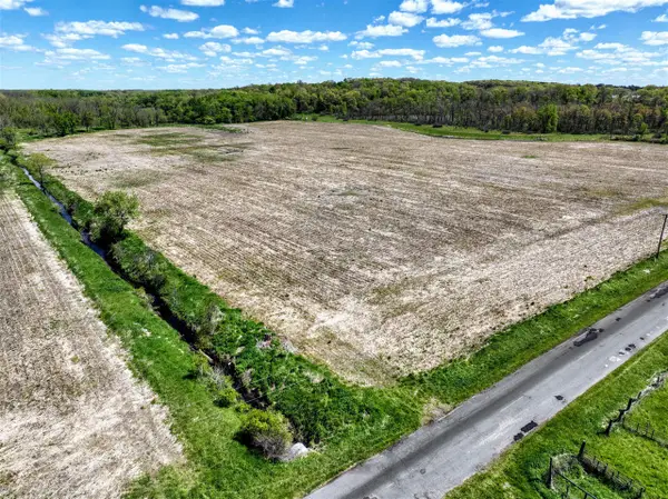 J, Marshall, MI 49068