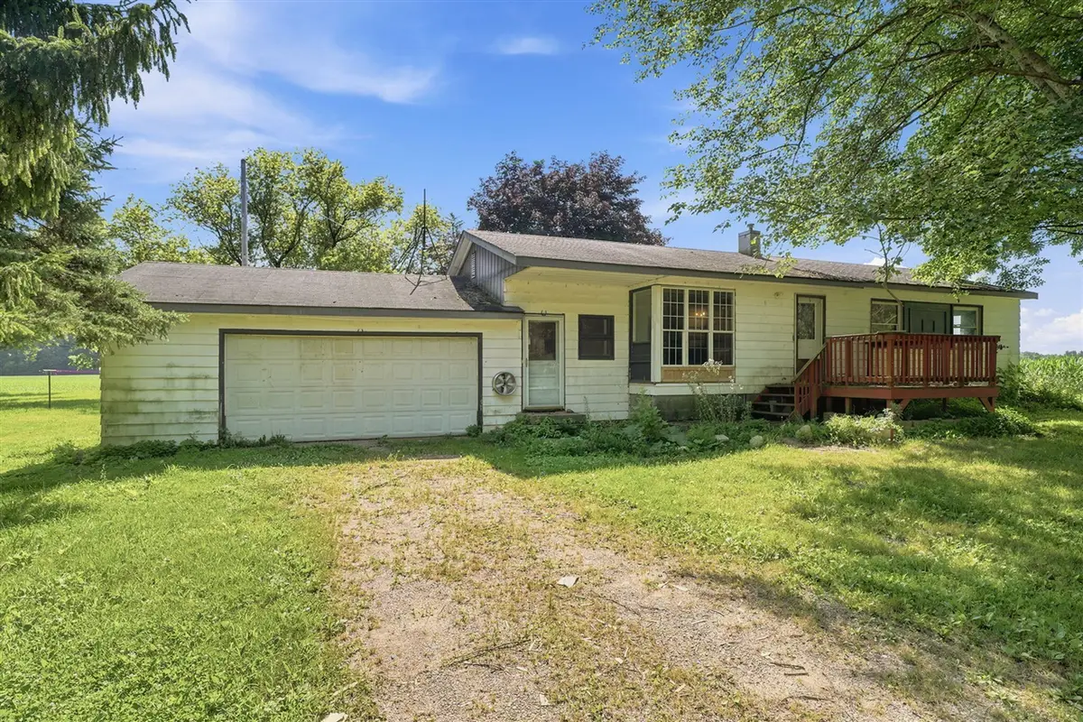 58989 48th, Lawrence, MI 49064 - #1