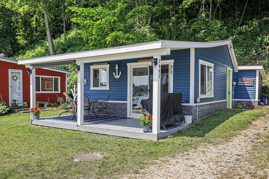 2441 Bristol Lake, Dowling, MI 49050 - #2