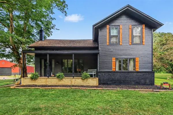 172 26th, Allegan, MI 49010