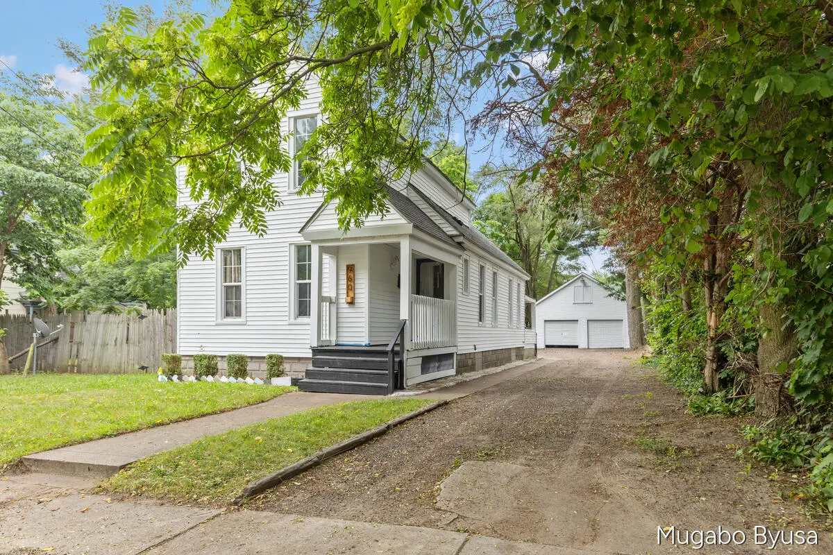 960 Temple, Grand Rapids, MI 49507 - #1