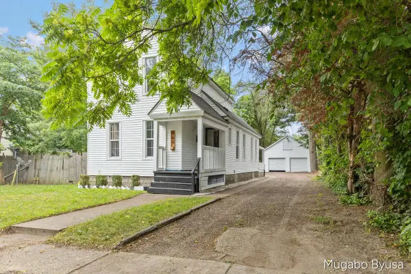 960 Temple, Grand Rapids, MI 49507
