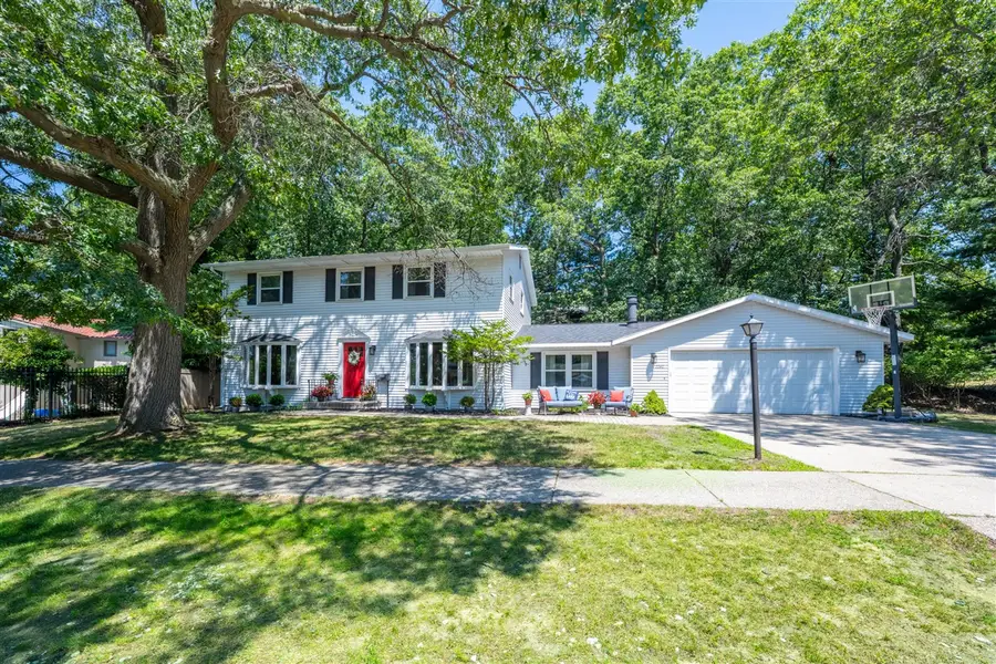 2240 Pleasant Hill, Norton Shores, MI 49441 - #2