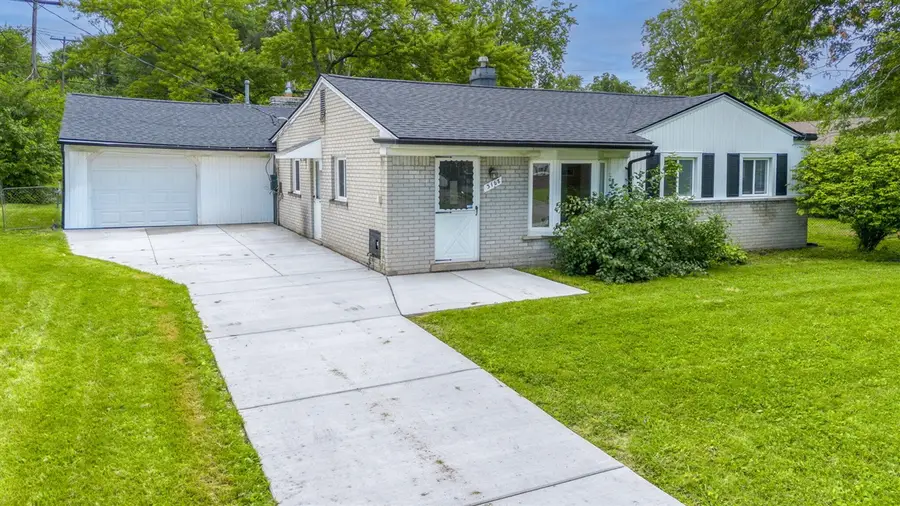 3168 Herbell, Waterford, MI 48328 - #2
