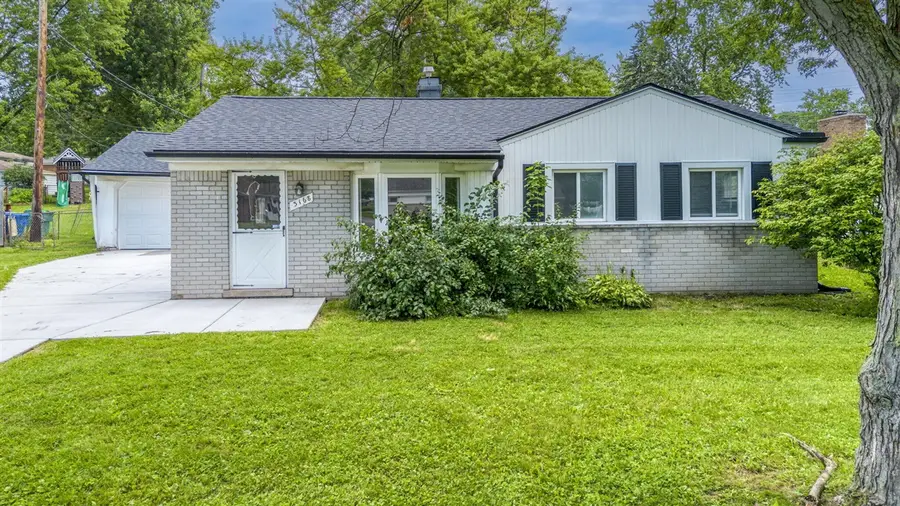 3168 Herbell, Waterford, MI 48328 - #3