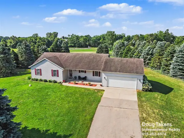 2766 Otuna, Dorr, MI 49323
