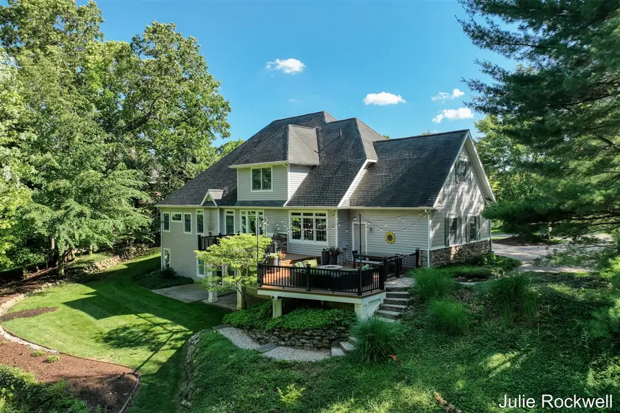 1720 Flowers Crossing, Grand Rapids, MI 49525 - #2