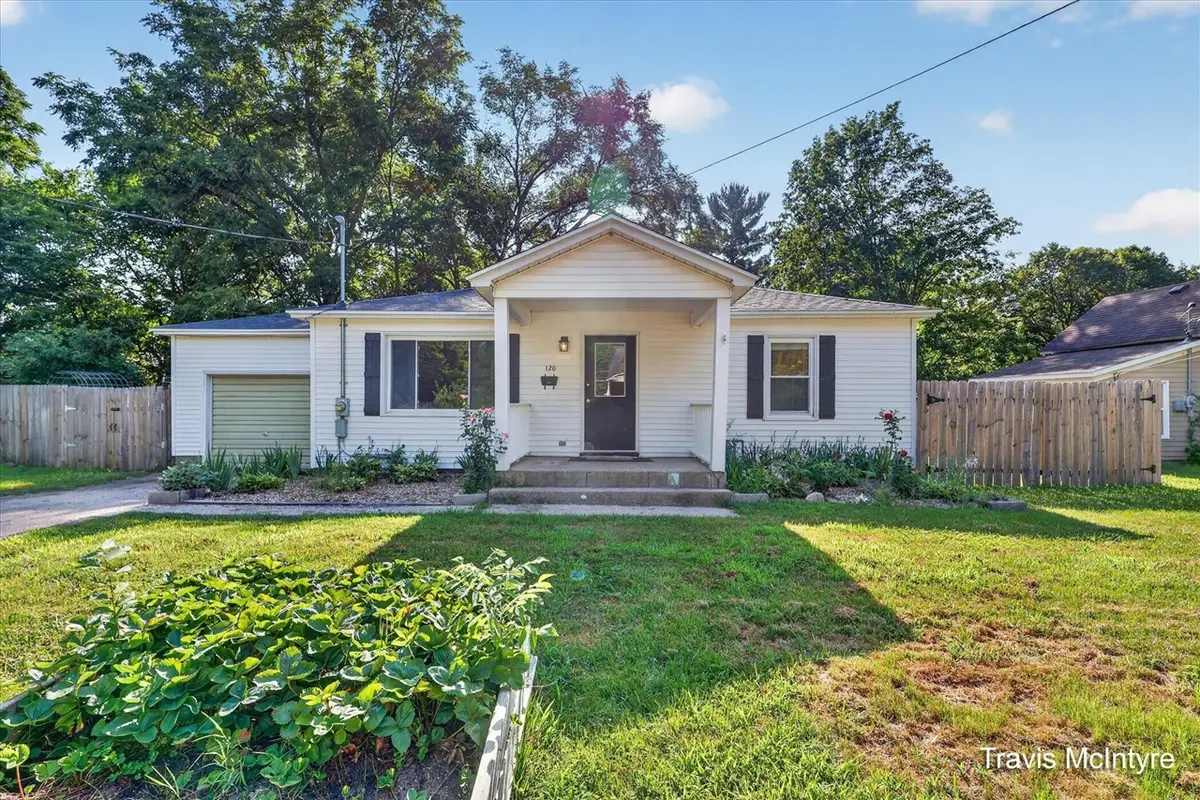120 Adams, Allegan, MI 49010 - #1