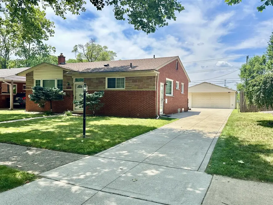 19533 Hardy, Livonia, MI 48152 - #2