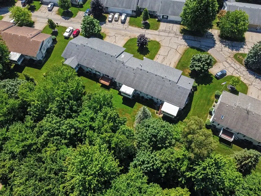 2831 Bridgeside, Caledonia, MI 49316 - #3