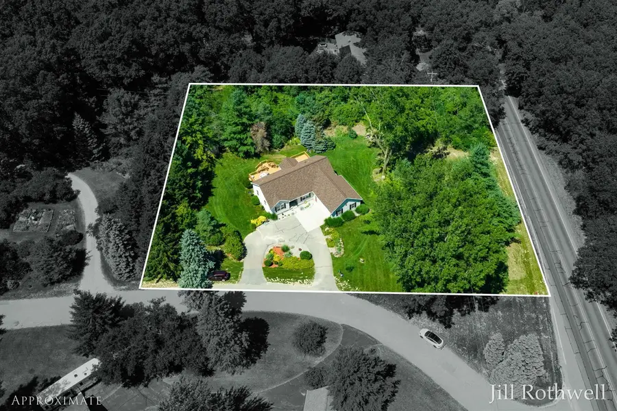 2385 Hidden Timbers, Rockford, MI 49341 - #3