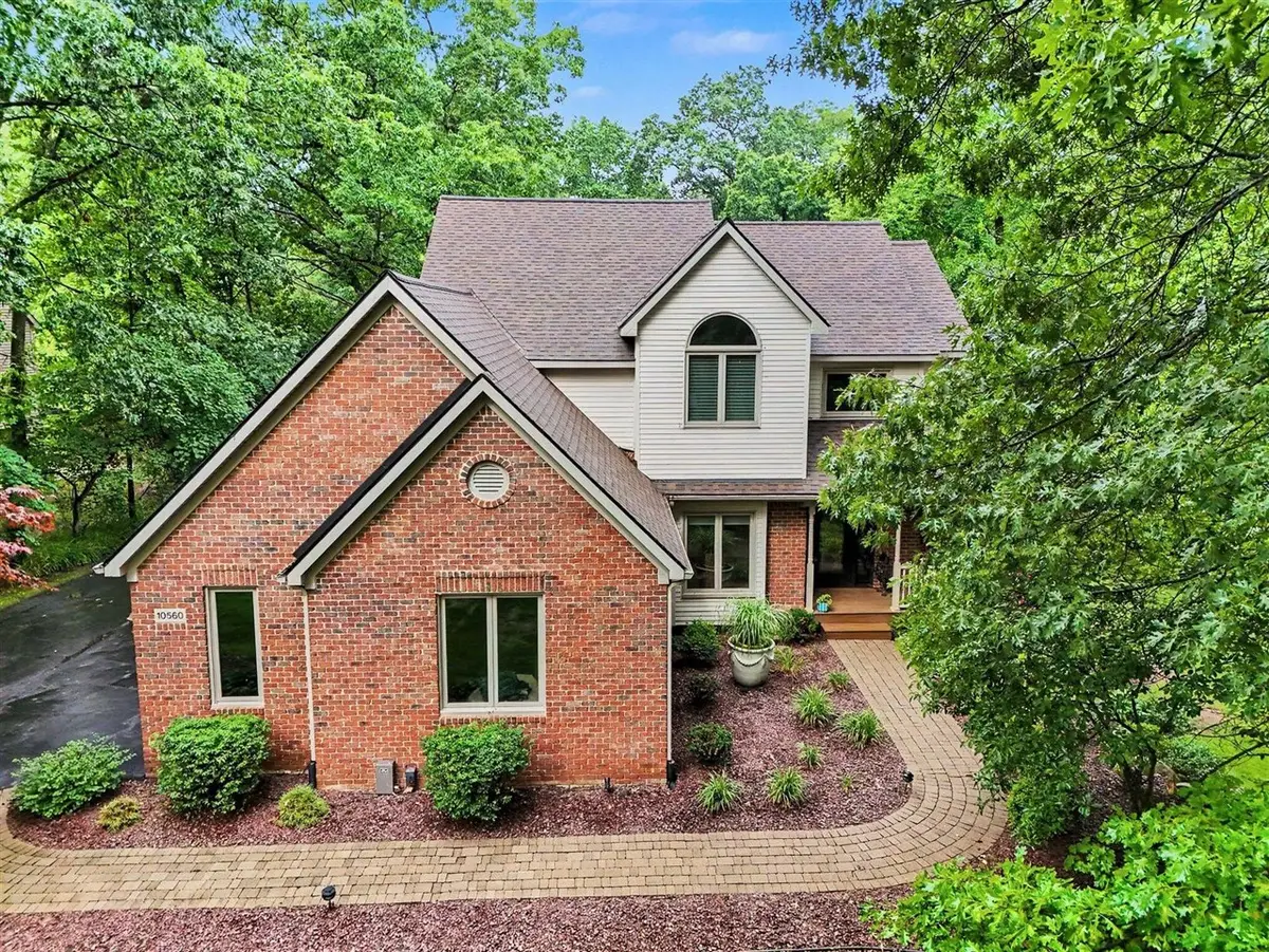 10560 W Splitstone, Pinckney, MI 48169 - #1